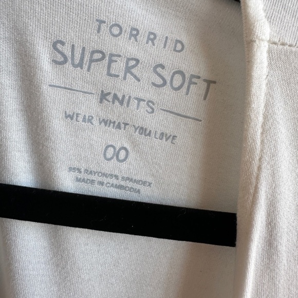 Torrid | Yellow Drape Front Cardigan | Yellow White Ombre Open Front Sweater - Picture 4 of 5